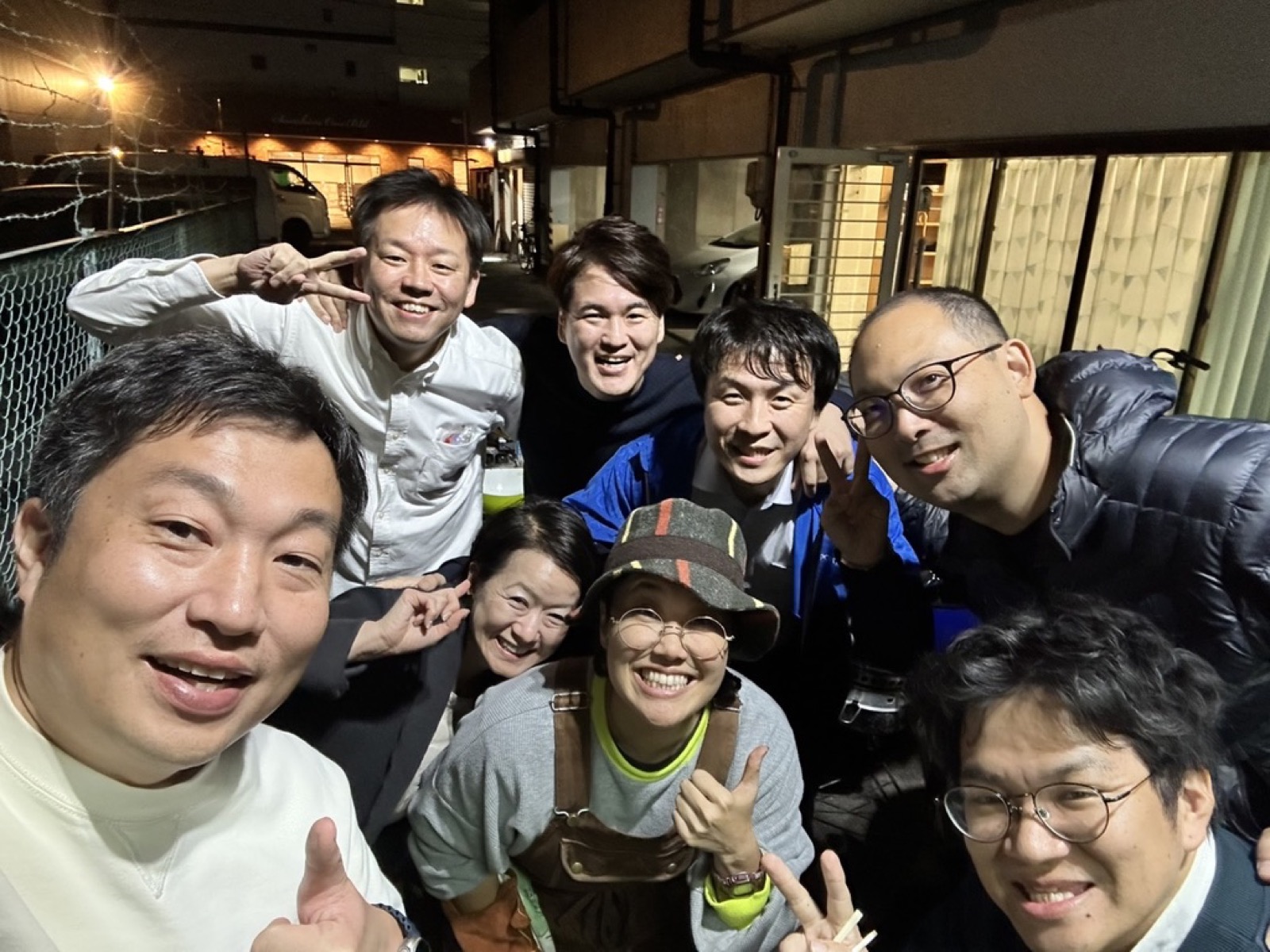 名古屋遠征、夜の集合セルフィー