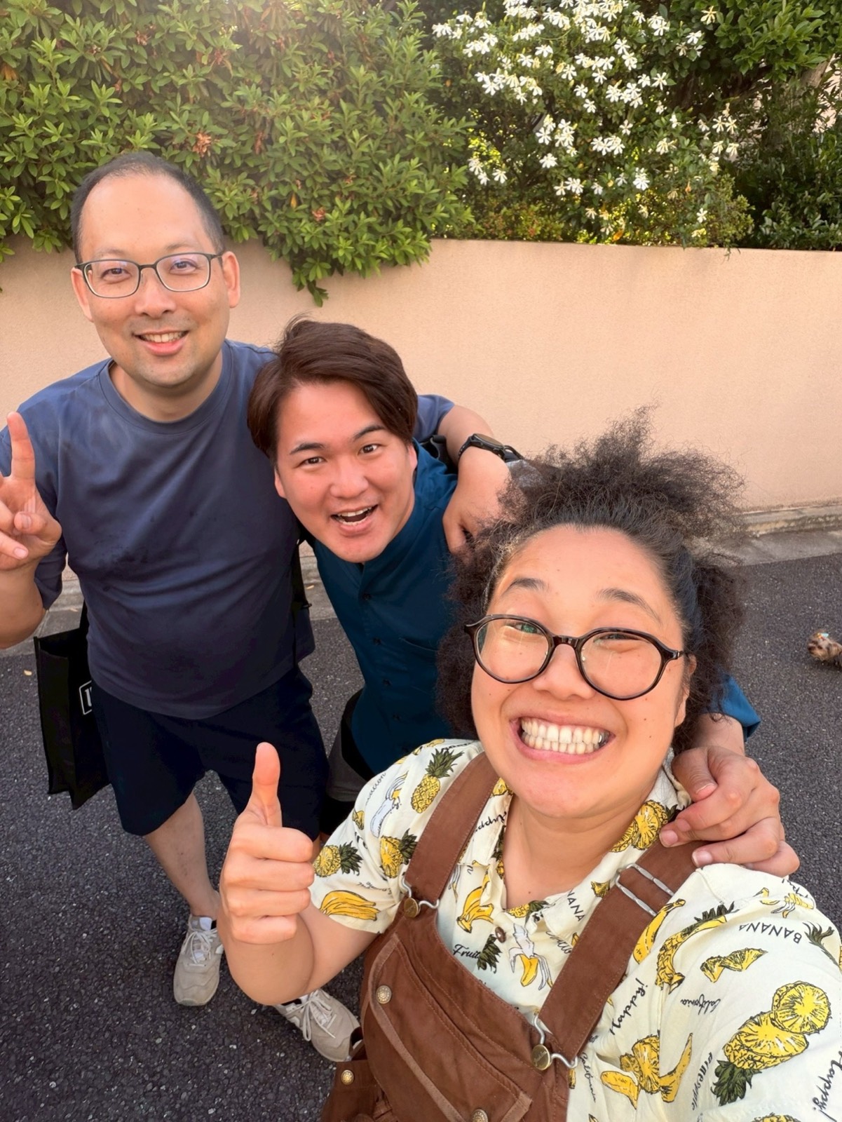 火を囲む文化をはじめた3人